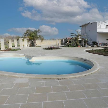 Villa Delle Stelle Con Piscina Леверано Экстерьер фото